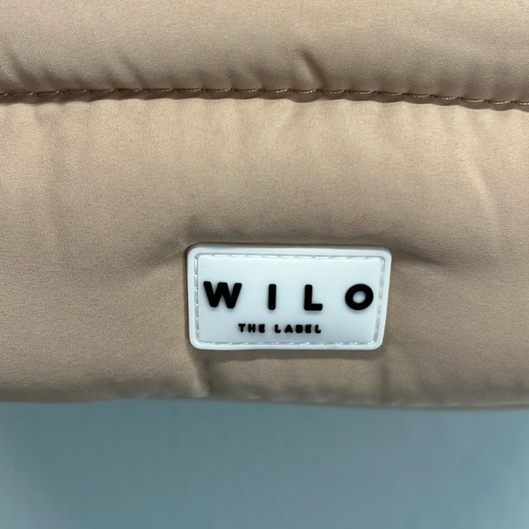 🤎 WILO The Label Weekender Quilted Travel/Gym/Baby Bag w/ Crossbody In Taupe - Picture 3 of 12
